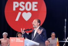 Federaciones del PSOE rechazan la financiación singular para Cataluña y lo definen como concierto