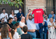 Page ensalza el gesto del Papa, que ha firmado la camiseta enviada por la madre del niño asesinado en Mocejón