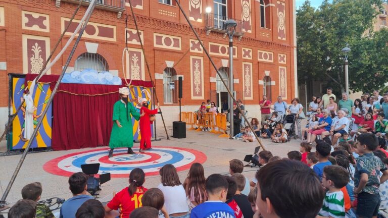 Una programación de teatro musical, tradicional, títeres, circo y danza en las fiestas de Manzanares