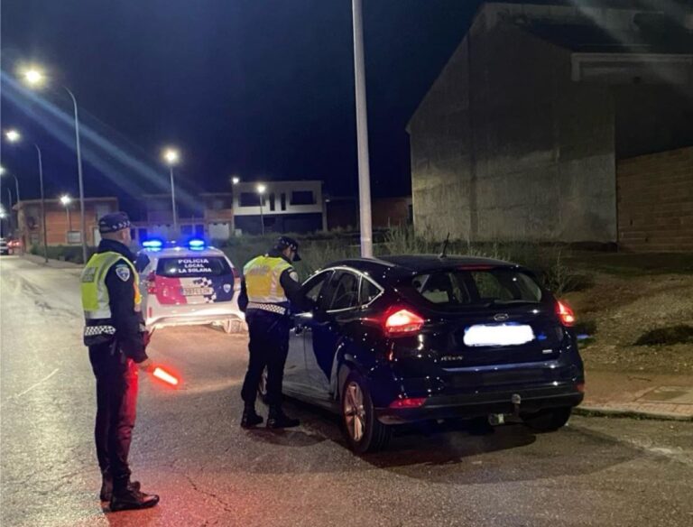 Denunciado por conducir ebrio y drogado de madrugada en La Solana