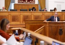 Las Cortes aprueban, sin apoyo PP-Vox, que Page exija a Sánchez un fondo para CCAA infrafinanciadas