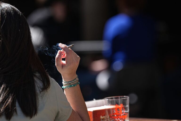 Casi 4 de cada 10 jóvenes de entre 14 y 18 años de C-LM han consumido cigarrillos electrónicos en el último año