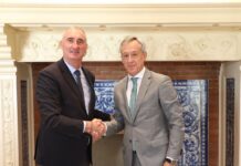 Eurocaja Rural fortalece su compromiso con Segovia y traslada al alcalde su implicación en el desarrollo económico y social de la ciudad