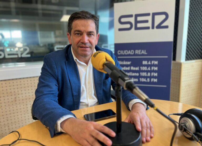 Valverde extiende a otros edificios, como el convento de la Merced, las cesiones que se negociarán cuando funcione el centro administrativo de la Junta