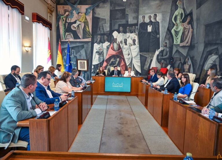 La Diputación de Ciudad Real aprueba actuaciones en 37 pueblos y ayudas al deporte, la cultura y la promoción económica por 1.060.000 euros