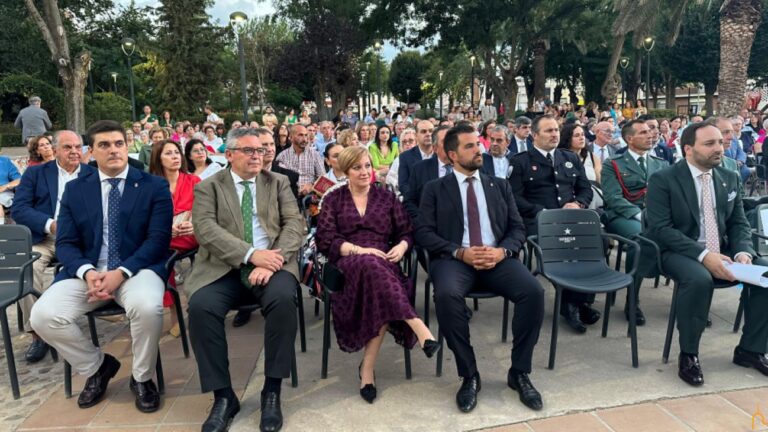 Sonia González reafirma el compromiso de la Diputación para poner en valor las tradiciones de los pueblos en la feria de Almodóvar del Campo