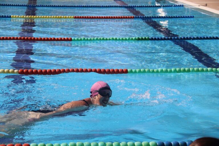 El torneo de natación de las fiestas patronales de Manzanares apuesta por la inclusión