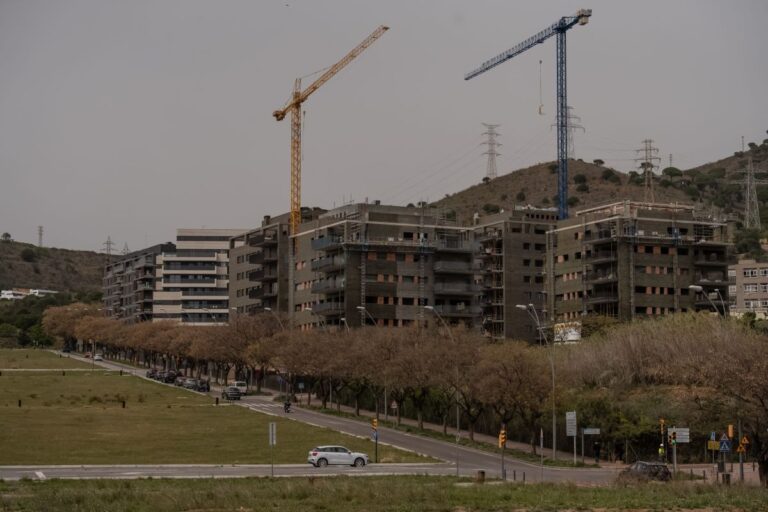Cae la compraventa de viviendas en octubre un 8 % en Castilla-La Mancha
