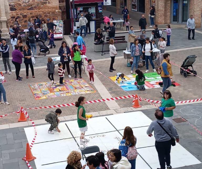 Gran éxito de participación en la Jornada de Juegos Populares y Tradicionales “La Plaza es Tuya” en Bolaños de Calatrava