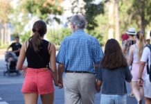 Los hogares con todos sus miembros en paro bajan en 13.700 y marcan mínimos desde 2008