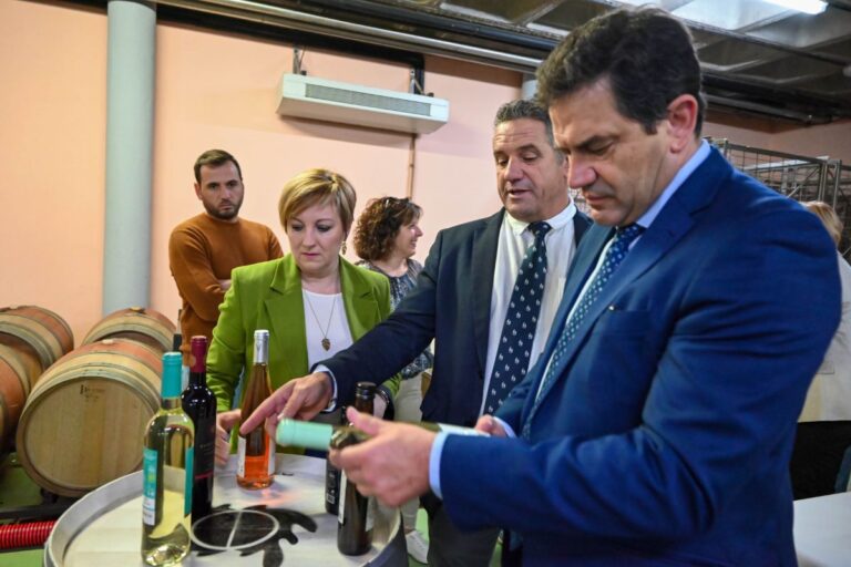 Valverde reivindica el Pacto Regional por el Agua con el objetivo de avanzar en el fortalecimiento de FENAVIN