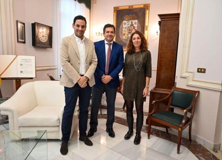 La Diputación de Ciudad Real renueva su compromiso con la formación de los alumnos de la Facultad de Educación en los campamentos de refugiados saharauis