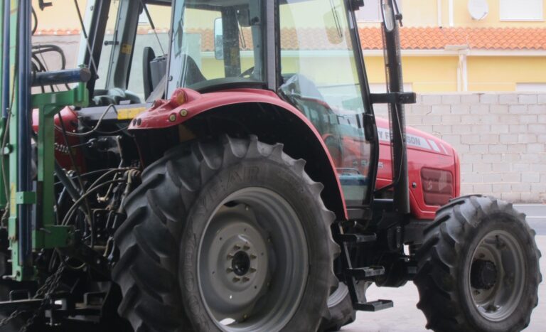 Fallece un varón de 35 años tras sufrir un accidente de tractor en Granátula de Calatrava