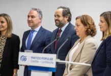 Núñez acusa a Page de “falta de respeto” por su ausencia en las Cortes tras la DANA