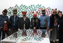 “Tejido conectivo”, un repaso en la UCLM por los últimos 20 años de la trayectoria artística de Isis Saz