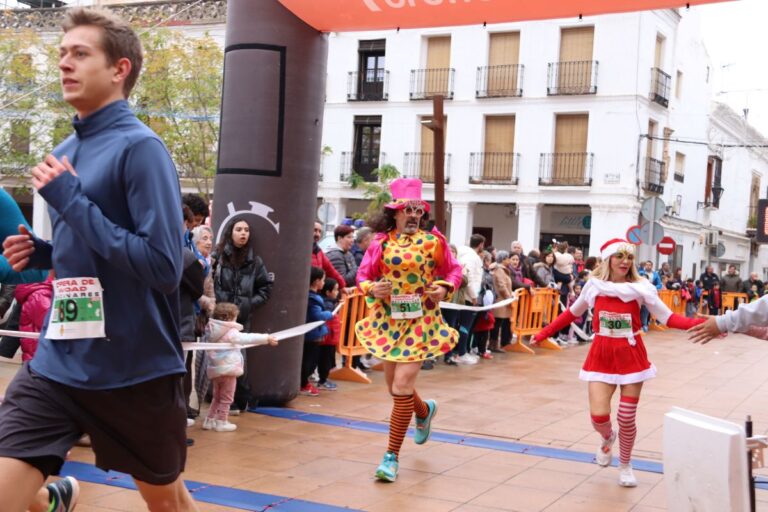 Carrera de Navidad 2024 en Manzanares: ¡A correr con disfraces y por una buena causa!