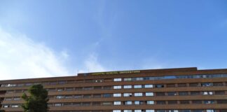 Dos afectados por inhalación de humo tras el incendio en la cocina de una casa de Albacete