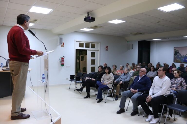 Un nuevo hallazgo sobre el tramo final de la Guerra Civil en Manzanares protagonizó el último Aula Abierta