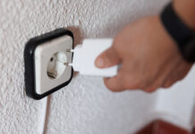 El IPC sube una décima en febrero, hasta el 3 %, por los mayores precios de la electricidad