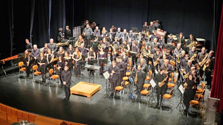 El joven Antonio Novés Prieto estrena ‘Cenizas de soledad’ con su banda en Manzanares