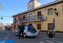 Detenido en Pioz por falsificación de documento público, estafa y desobediencia a los agentes