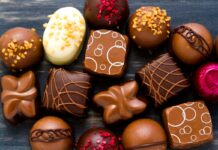 Las 2 cajas de bombones menos procesadas del mercado, según la OCU