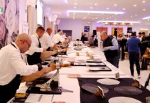 Víctor Doblado se proclama campeón de Castilla-La Mancha de corte de jamón en Tomelloso