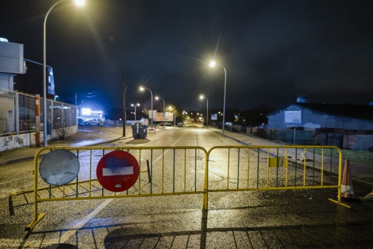 Precaución ante la borrasca: la DGT pide consultar el estado de las carreteras antes de viajar