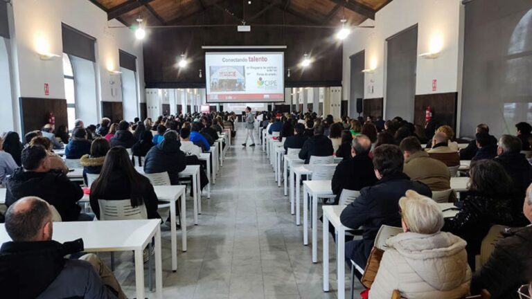 El rector destaca su calidad, la baja tasa de abandono y la alta empleabilidad entre las razones para elegir la UCLM