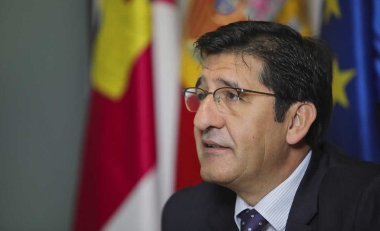 La Junta exige a Óscar Puente que el AVE a Jaén pase por municipios de Castilla-La Mancha