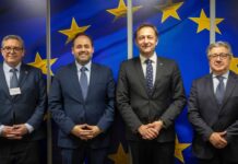 Núñez presenta ante Christophe Hansen las demandas de la agricultura y la ganadería de Castilla-La Mancha