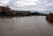 Envían alerta a móviles de municipios del Alberche, con desalojos en Escalona y seguimiento constante del Tajo en Talavera