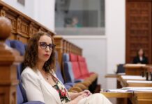 Simón reclama al PP que «rompa» con Vox donde gobiernan en C-LM si quieren «hablar de verdad de igualdad»