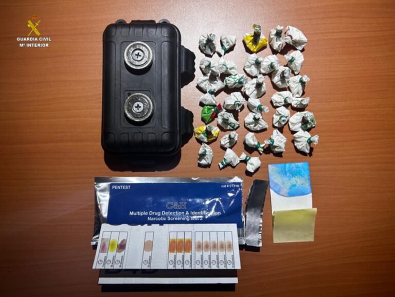 Detenido tras ocultar 30 gramos de cocaína en la puerta de un coche en Villarrubia de los Ojos