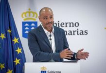 Canarias recomienda a Page que sea «solidario» como el resto de España con los menores migrantes