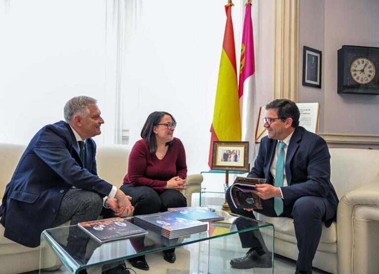 La Diputación y el Ayuntamiento colaboran en la difusión de la Semana Santa de Ciudad Real declarada de Interés Turístico Nacional