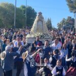 Bolaños se vuelca con su patrona en una romería multitudinaria que congrega a más de 25.000 devotos