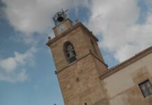 Repique de campanas de las iglesias y parroquias de Castilla-La Mancha tras la fumata blanca