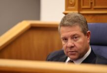 Page incita al PSOE a presentar una querella criminal ante las acusaciones contra el Gobierno