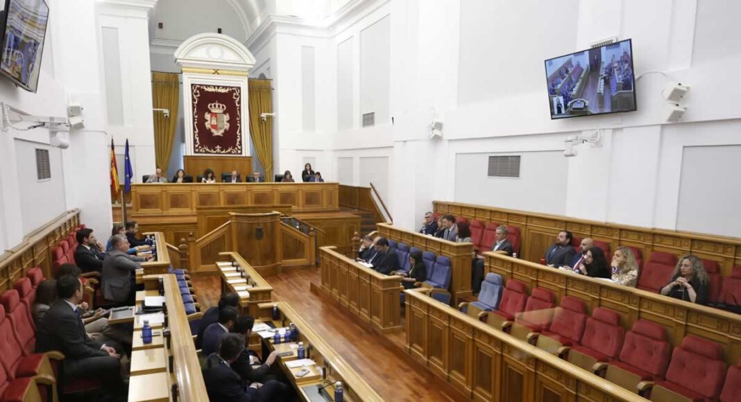 Pleno Cortes CLM