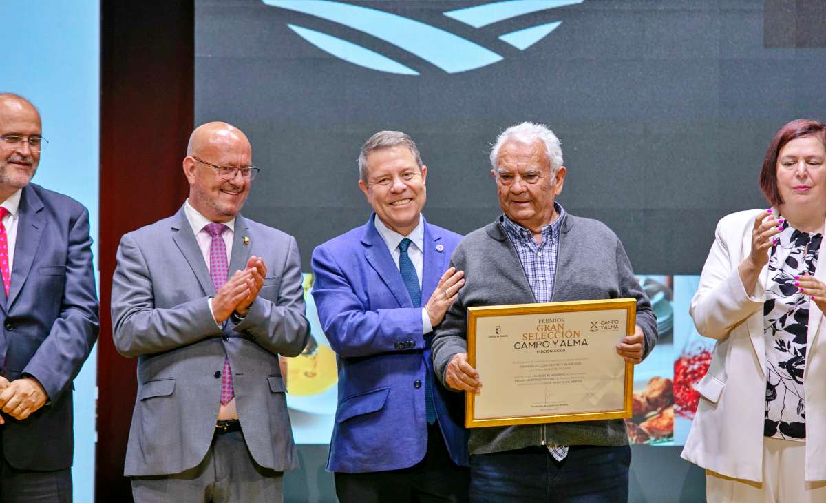Castilla-La Mancha reconoce sus mejores alimentos de calidad en la entrega de los Premios Gran Selección Campo y Alma