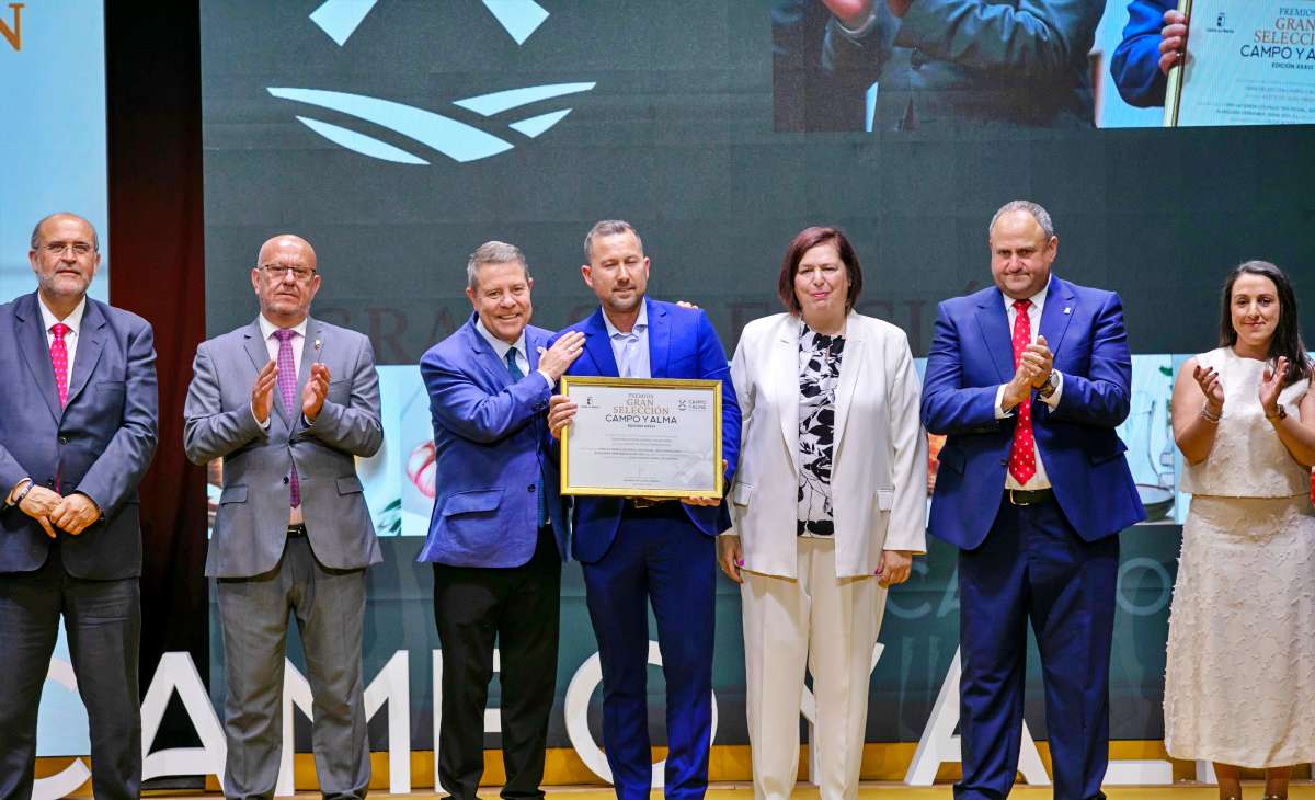 Castilla-La Mancha reconoce sus mejores alimentos de calidad en la entrega de los Premios Gran Selección Campo y Alma