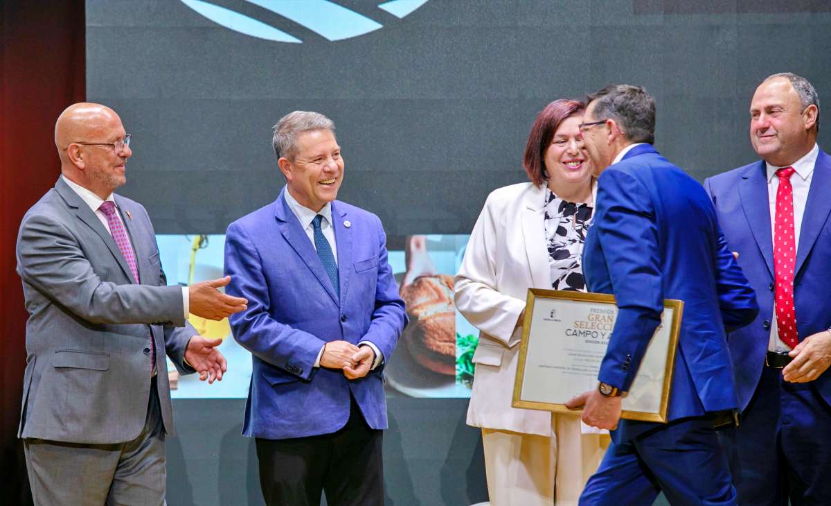 Castilla-La Mancha reconoce sus mejores alimentos de calidad en la entrega de los Premios Gran Selección Campo y Alma