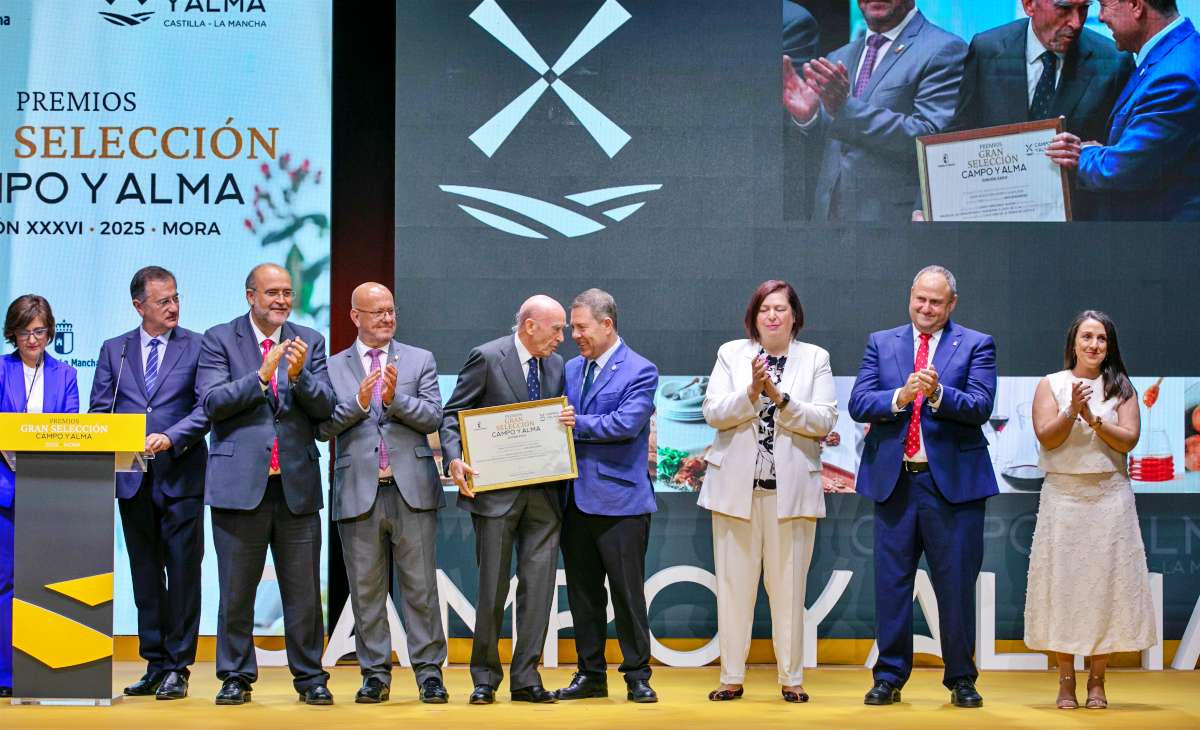 Castilla-La Mancha reconoce sus mejores alimentos de calidad en la entrega de los Premios Gran Selección Campo y Alma