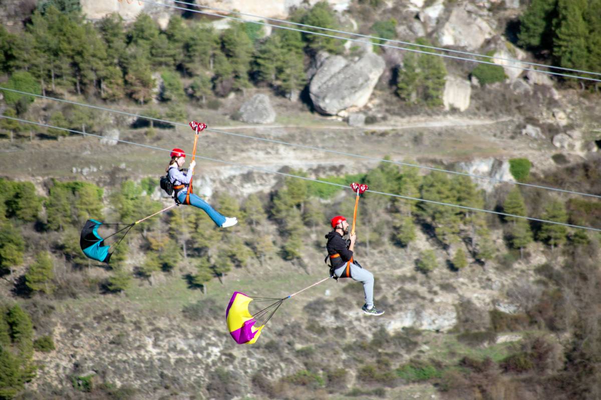 Cinco tirolinas espectaculares para disfrutar de la adrenalina sin salir de Castilla-La Mancha