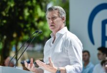 Feijóo dice que Sánchez no está «limpio»