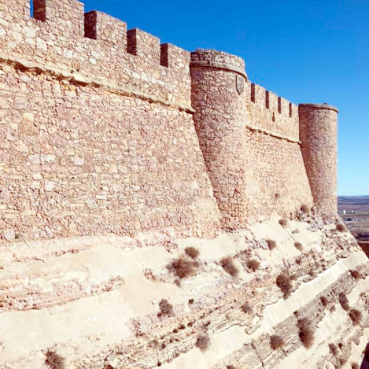 El castillo de Chinchilla de Montearagón: un legado medieval que vigila la llanura manchega