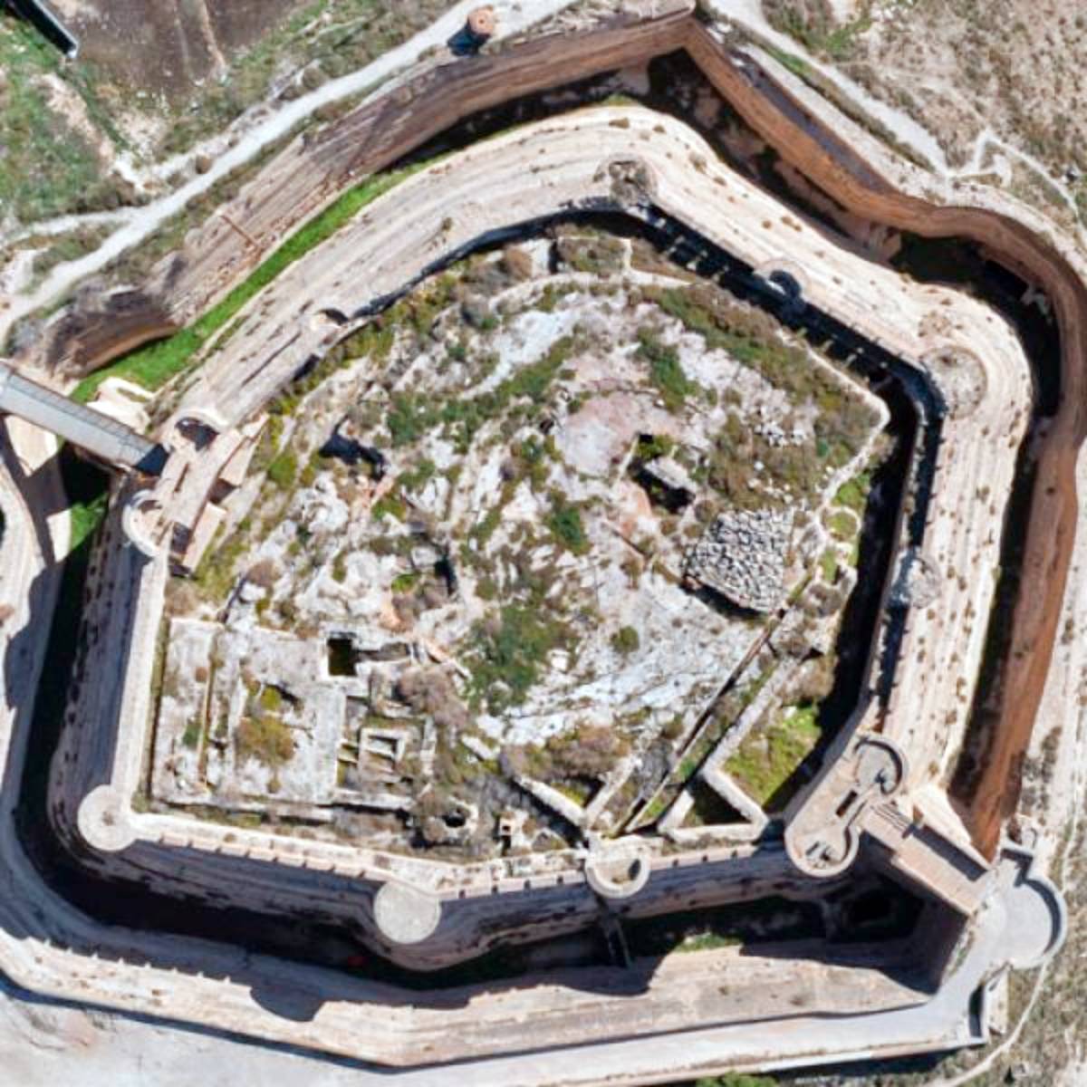 El castillo de Chinchilla de Montearagón: un legado medieval que vigila la llanura manchega