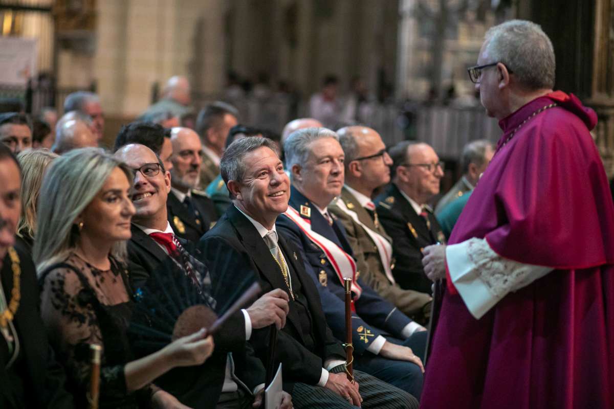 Ni el sol pudo con la fe: Toledo se vuelca con la Custodia de Arfe