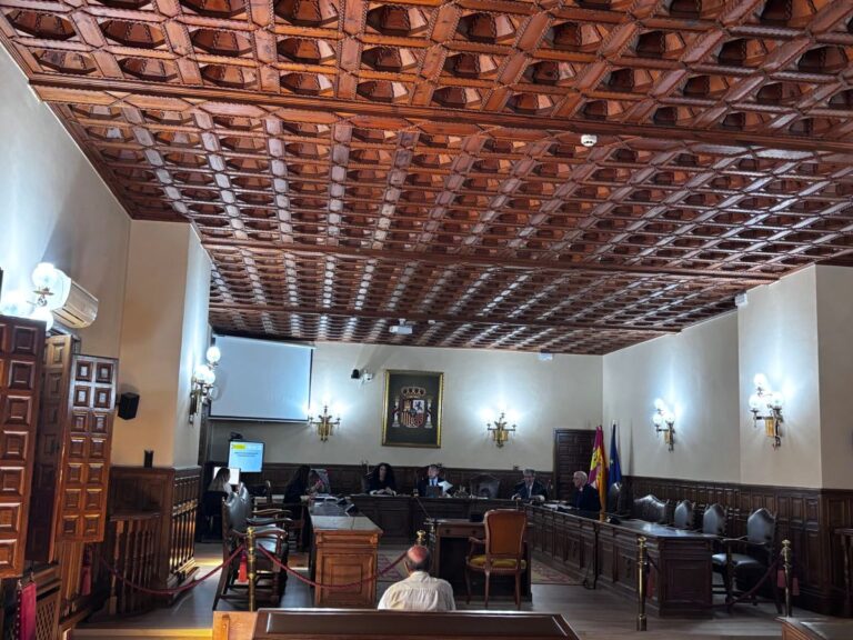 Seis años de cárcel por ofrecer dinero a tres niñas a cambio de que le masturbaran en un pueblo de Cuenca